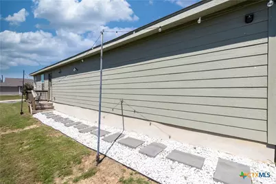 1031 Magrum Way, San Antonio, TX 78221 - Photo 17