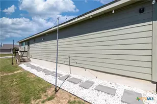 1031 Magrum Wy, San Antonio, TX 78221 - Photo 17