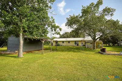 2179 US Highway 90A, Shiner, TX 77984 - Photo 21