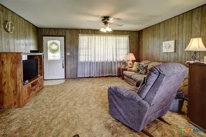 2179 US Highway 90A, Shiner, TX 77984 - Photo 5