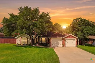 302 Wrought Iron Dr, Harker Heights, TX 76548 - Photo 1