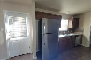 935 Brookview Dr, Copperas Cove, TX 76522 - Photo 3