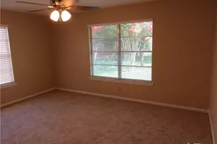 969 Kunkel St, Seguin, TX 78155 - Photo 19