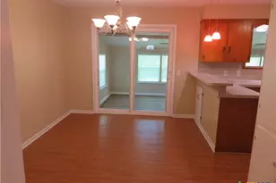 969 Kunkel St, Seguin, TX 78155 - Photo 13