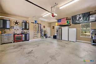 281 Kellog, Fischer, TX 78623 - Photo 27