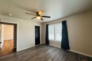 2402 Oak Dr, Gatesville, TX 76528 - Photo 15