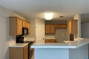 217 Roadrunner Ave, New Braunfels, TX 78130 - Photo 13