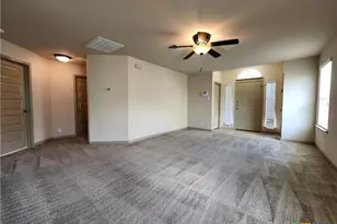 789 Great Oaks Dr, New Braunfels, TX 78130 - Photo 3