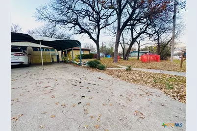 817 S Bell Street, Hamilton, TX 76531 - Photo 25