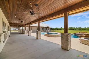 158 Sendera Loop, Victoria, TX 77904 - Photo 39