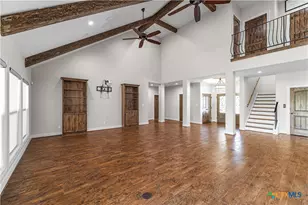 158 Sendera Loop, Victoria, TX 77904 - Photo 9