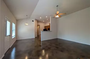 236 Anne Louise Dr, New Braunfels, TX 78130 - Photo 3