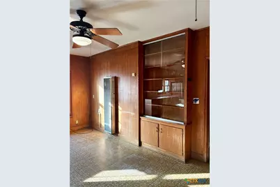 402 Young Street, Edna, TX 77957 - Photo 11
