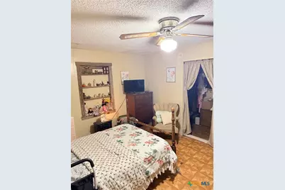 140 Mackie Lane, Seguin, TX 78155 - Photo 7