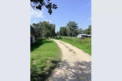 140 Mackie Lane, Seguin, TX 78155 - Photo 17