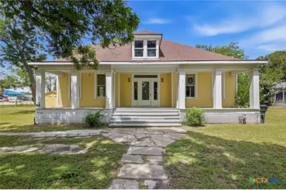 119 N West Street, Yorktown, TX 78164 - Photo 1