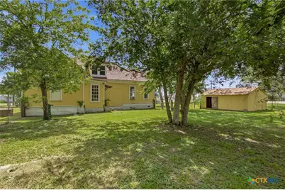 119 N West Street, Yorktown, TX 78164 - Photo 23