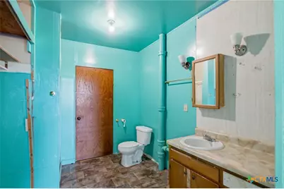 119 N West Street, Yorktown, TX 78164 - Photo 11