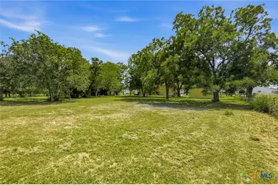 119 N West Street, Yorktown, TX 78164 - Photo 25