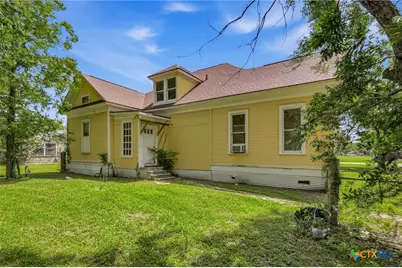 119 N West Street, Yorktown, TX 78164 - Photo 21