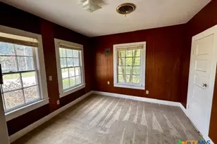 105 S Allen St, Edna, TX 77957 - Photo 9