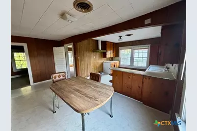 105 S Allen Street, Edna, TX 77957 - Photo 5