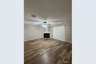 305 Stone Park, New Braunfels, TX 78130 - Photo 5