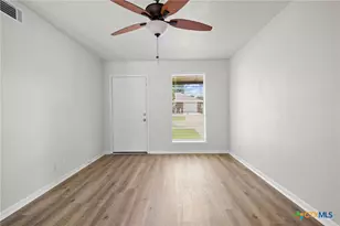 1 Cliffside Dr, Belton, TX 76513 - Photo 5