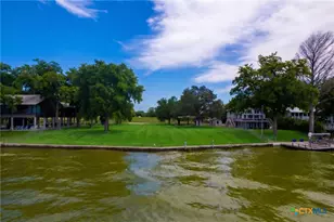 148 Isle of View Dr, Mcqueeney, TX 78123 - Photo 3