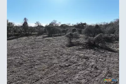 443 West 10th St., Yorktown, TX 78164 - Photo 11