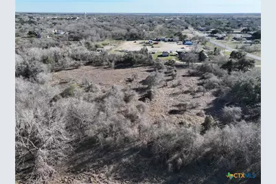443 West 10th St., Yorktown, TX 78164 - Photo 7