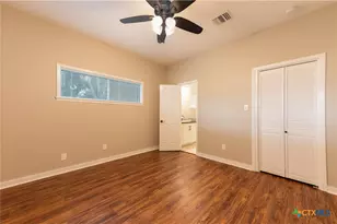 705 S Laurel Ave, Luling, TX 78648 - Photo 21
