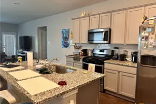 304 Fall Aster Dr, Kyle, TX 78640 - Photo 3