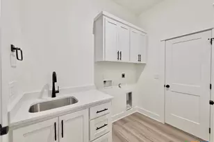 1813 Dorian Dr, Salado, TX 76571 - Photo 19
