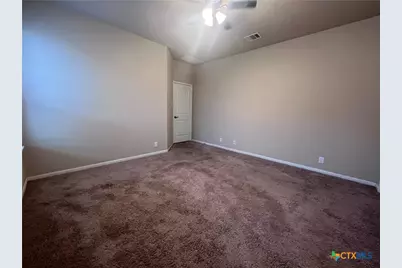 472 Copper Hill Drive, New Braunfels, TX 78130 - Photo 11