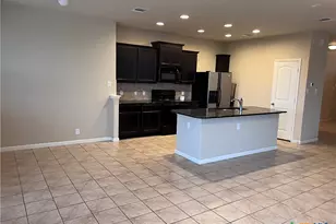 472 Copper Hill Dr, New Braunfels, TX 78130 - Photo 17