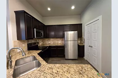 526 Creekside Forest, New Braunfels, TX 78130 - Photo 9