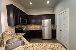 526 Creekside Frst, New Braunfels, TX 78130 - Photo 9