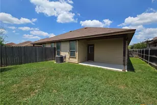 526 Creekside Frst, New Braunfels, TX 78130 - Photo 21