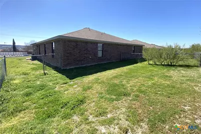 2802 Ashley Drive #2802, Copperas Cove, TX 76522 - Photo 9