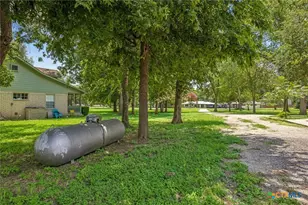 1024 Terminal Loop Rd, Mcqueeney, TX 78123 - Photo 37
