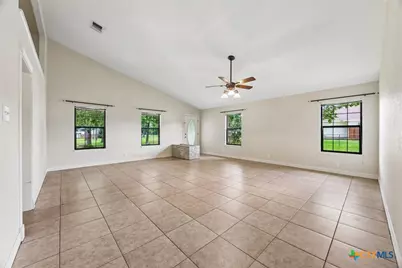 1024 Terminal Loop Road, Mcqueeney, TX 78123 - Photo 13