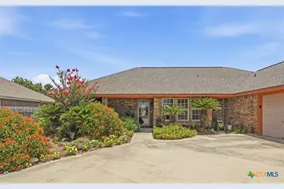 145 Castlewood Drive, Seguin, TX 78155 - Photo 3