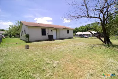 802 E Irvin Avenue, Temple, TX 76501 - Photo 17