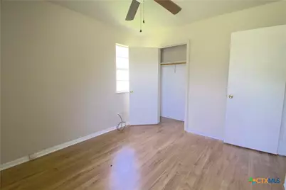 802 E Irvin Avenue, Temple, TX 76501 - Photo 11