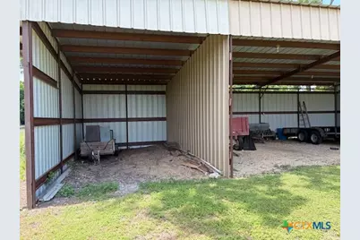 880 County Road 311 Road, Jarrell, TX 76537 - Photo 17
