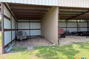 880 County Road 311 Rd, Jarrell, TX 76537 - Photo 17