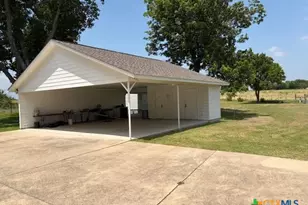 880 County Road 311 Rd, Jarrell, TX 76537 - Photo 11