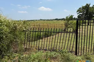 880 County Road 311 Rd, Jarrell, TX 76537 - Photo 7