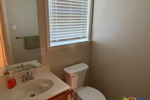 880 County Road 311 Rd, Jarrell, TX 76537 - Photo 33